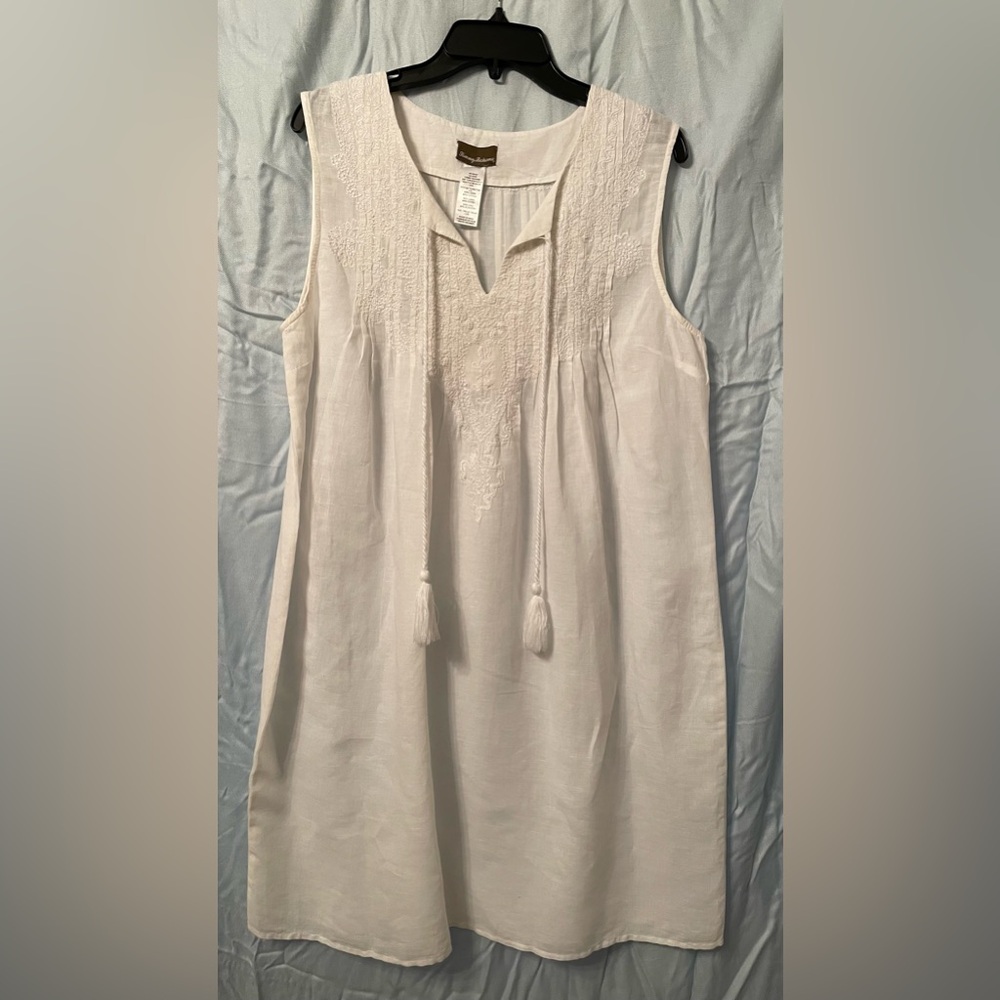 Tommy Bahama White Sleeveless Embroidered Tunic Dress